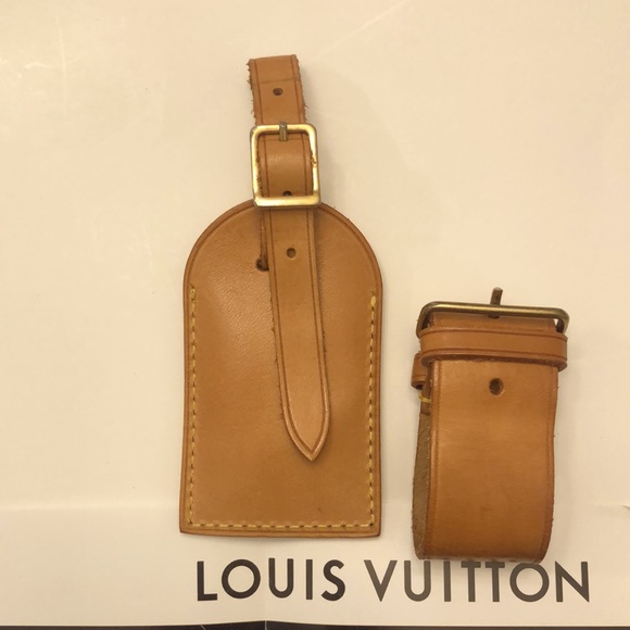 ❤️Authentic Louis Vuitton name tag and loop buckle poignet luggage. - Picture 3 of 7